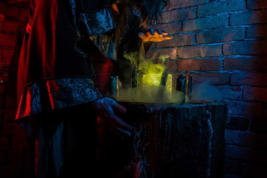 Квест в реальности Замок алхимика от компании Quest Play Квест в реальности Замок алхимика от компании Quest Play